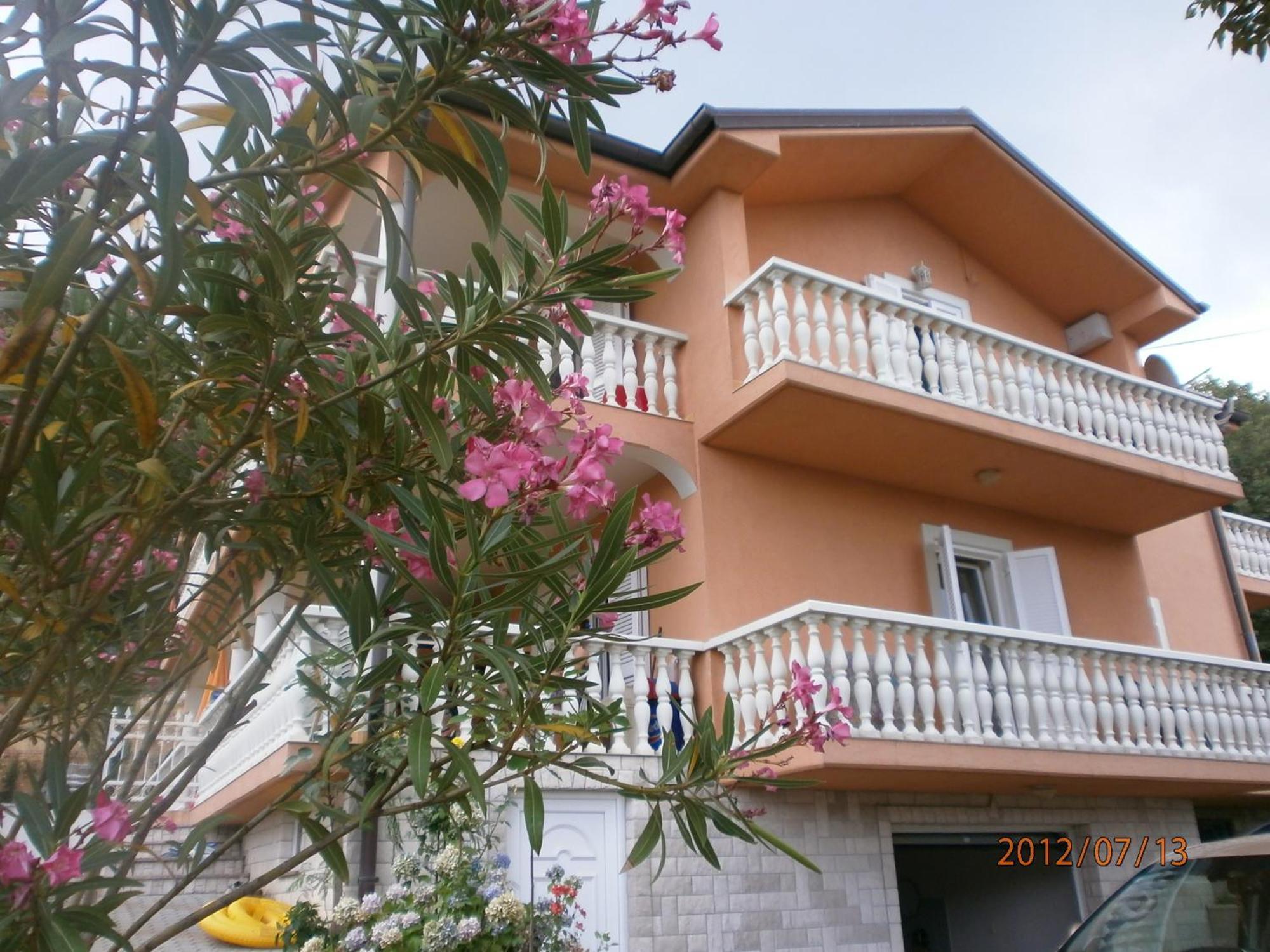 Apartments Viktorija Omišalj Dış mekan fotoğraf